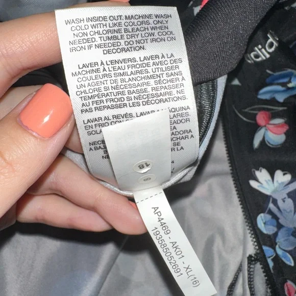 Sold - Picture 7 of 9